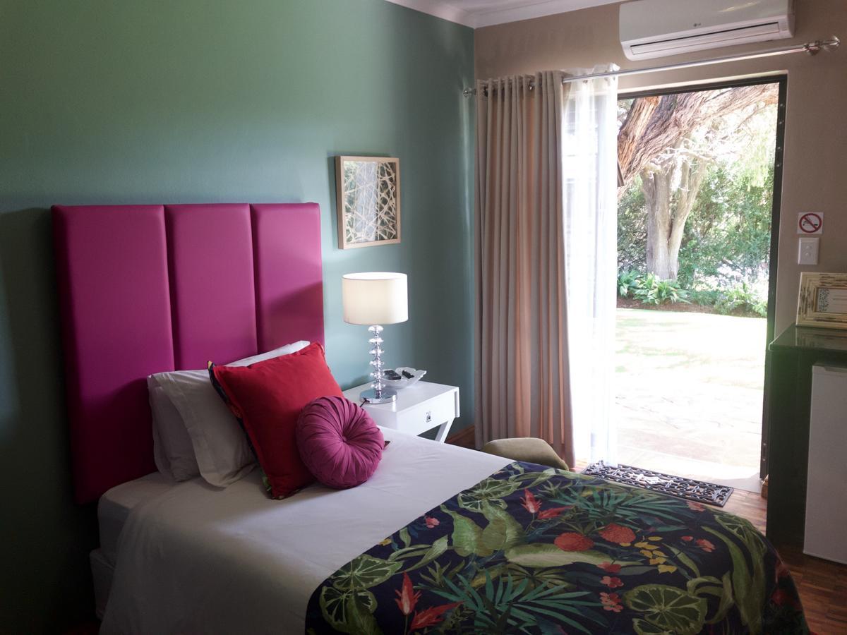 The Hedge Guesthouse Kuruman Exterior foto
