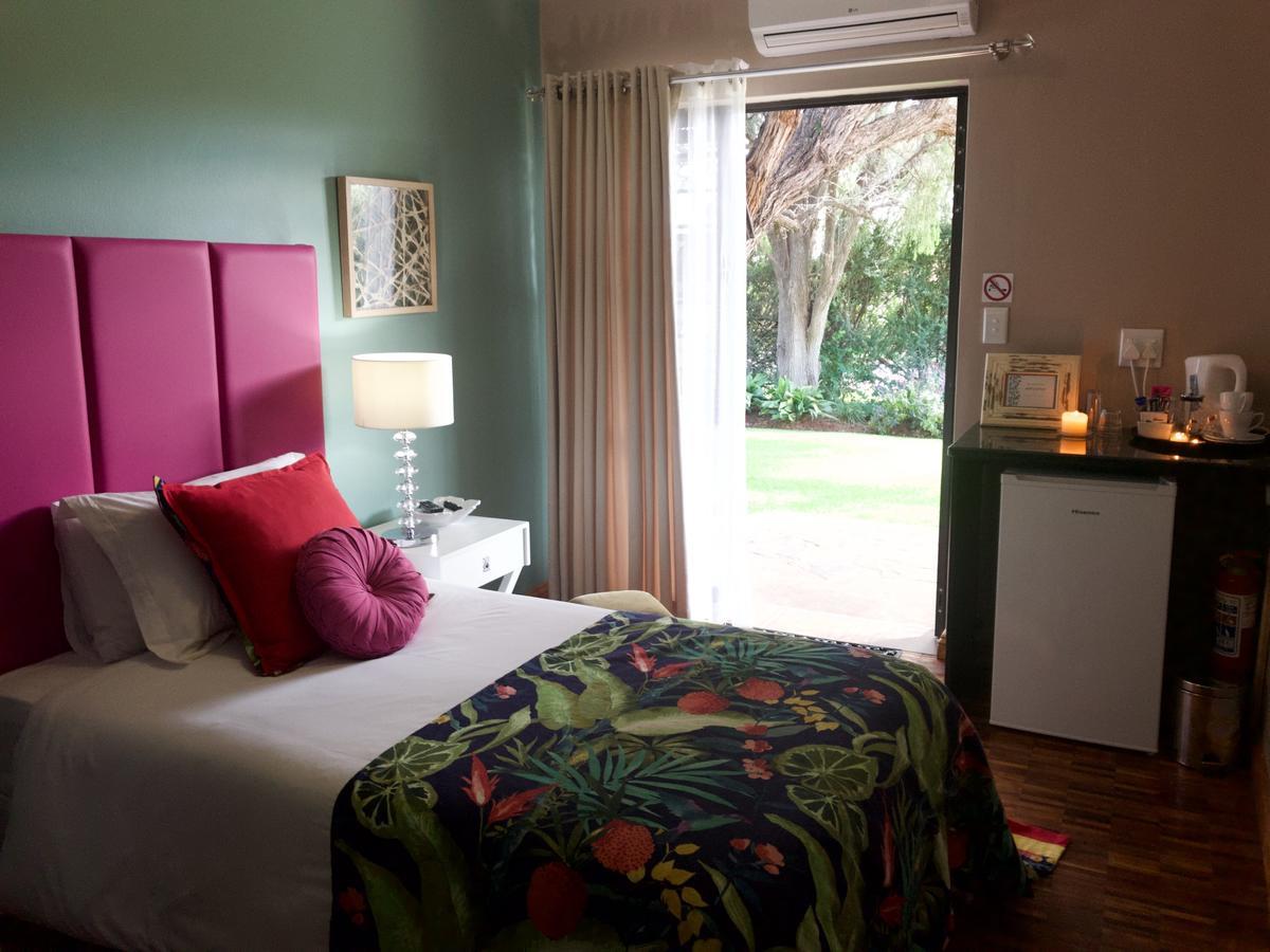 The Hedge Guesthouse Kuruman Exterior foto